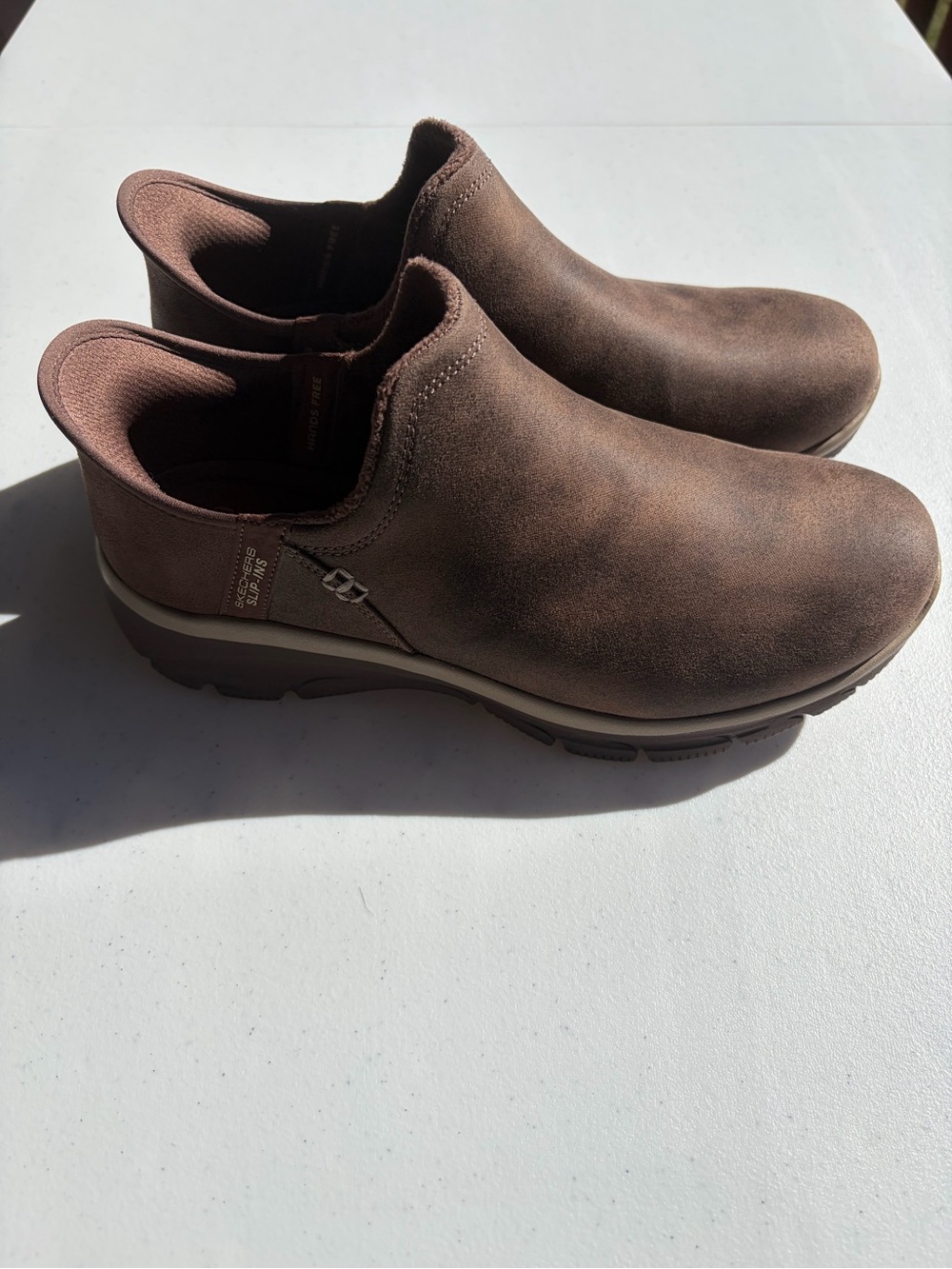 Skechers Slip-ins Relaxed Fit: Size:9